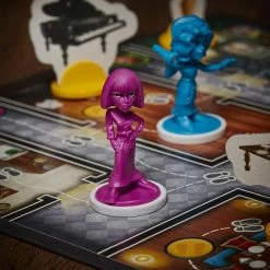 Hasbro Clue Junior: The Case Of The Broken Toy Board Games