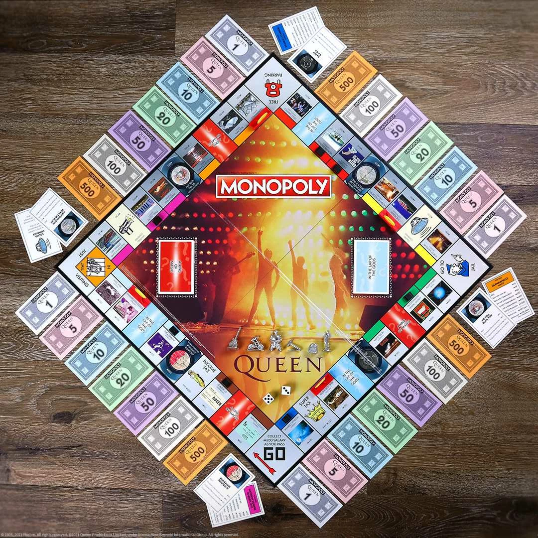 Brand new ๐คฉ Hasbro Board Games Queen Monopoly ๐ 4 Hasbro Board Games Queen Monopoly